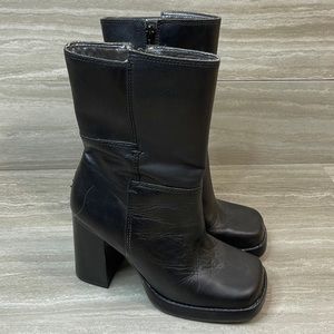 Candies Vintage Y2K Black Leather Zip Up Chunky Heel Boots Womans Size 7.5